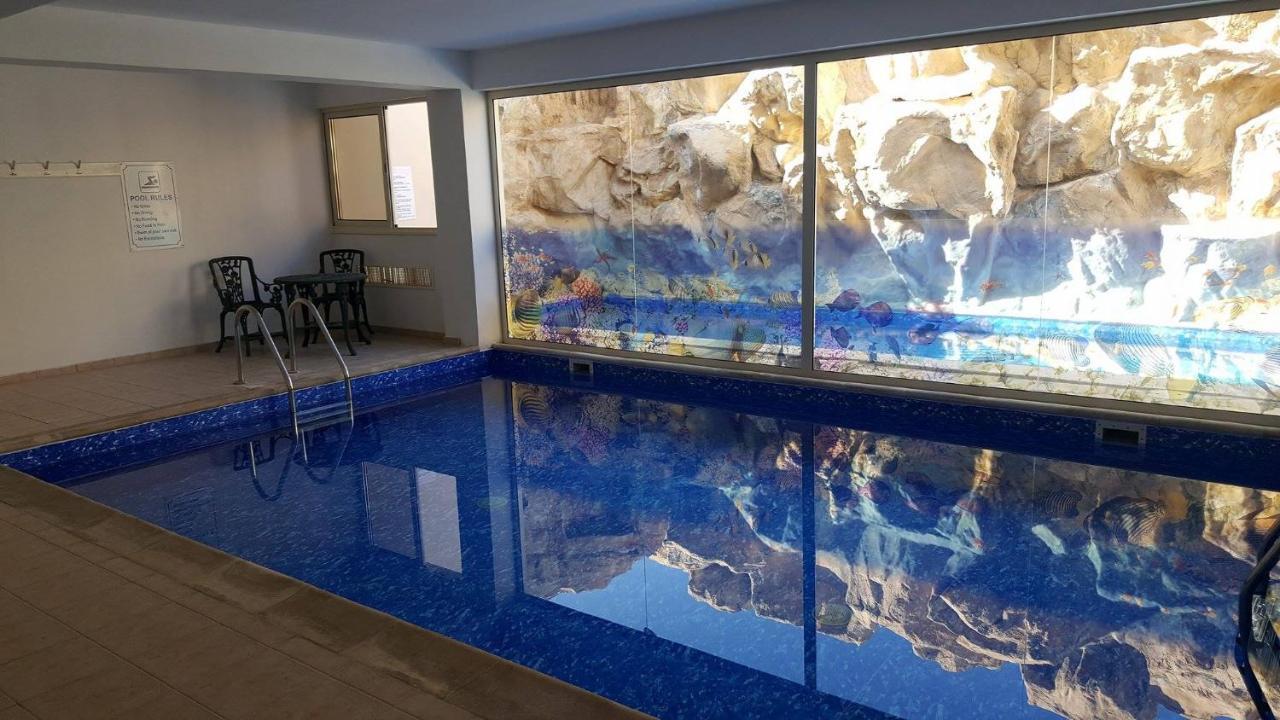 Stunning Apartment C106 With Balcony Looking Over Pool Peyia Bagian luar foto